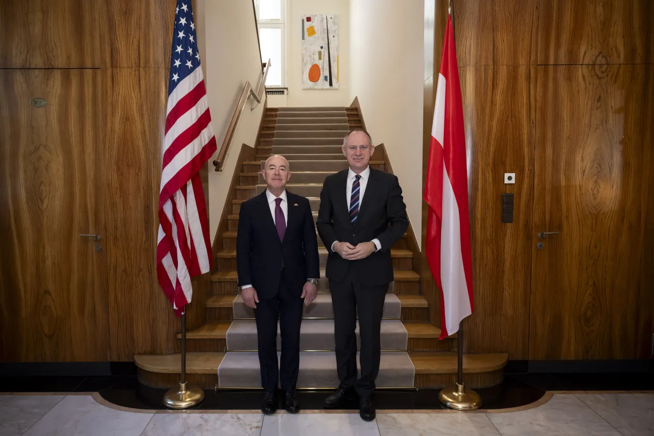 Image: DHS Secretary Alejandro Mayorkas Participates in a Bilateral Meeting with Federal Minister of the Interior of Austria (038)