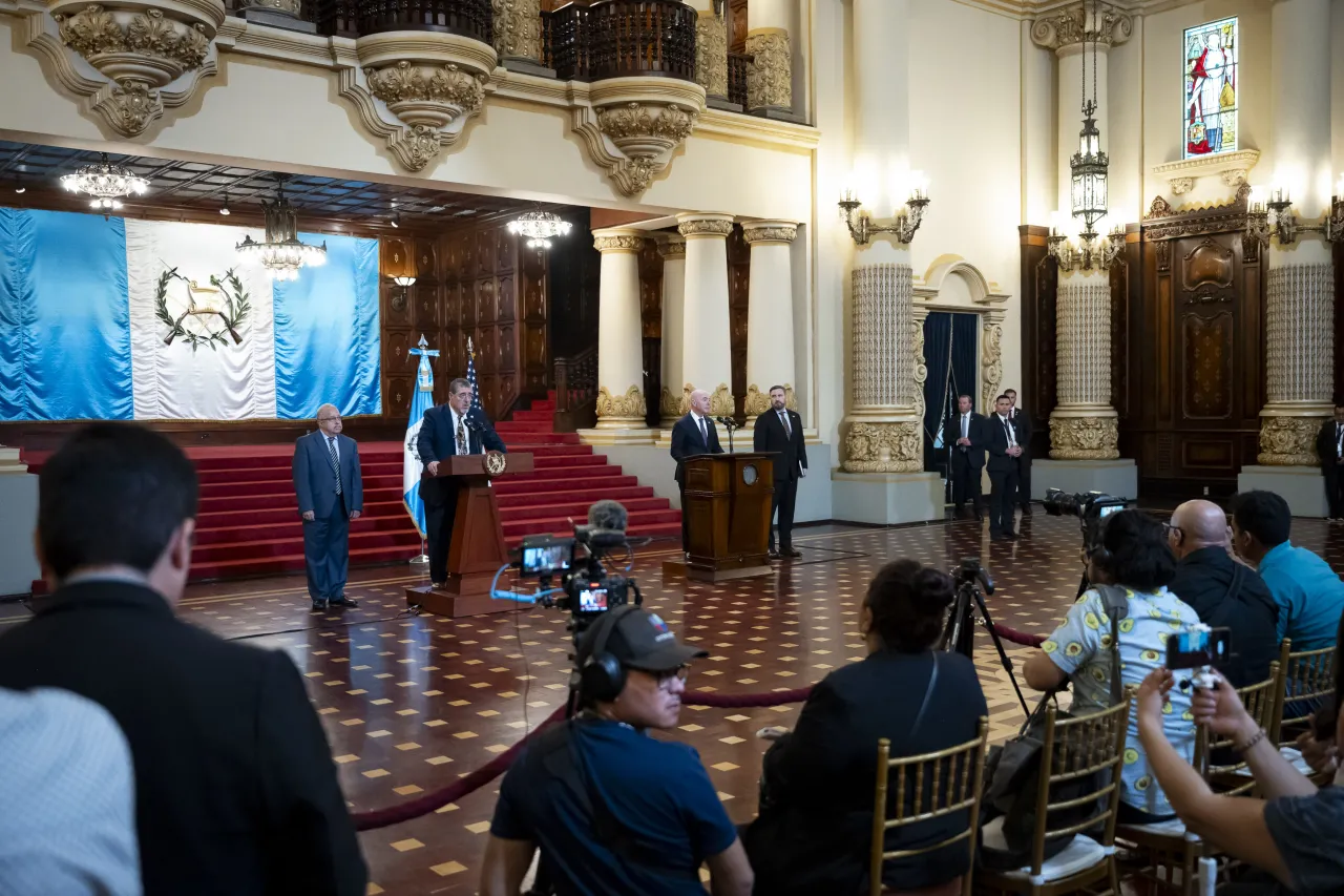 Image: DHS Secretary Alejandro Mayorkas holds a Press Conference with the President of Guatemala  (087)