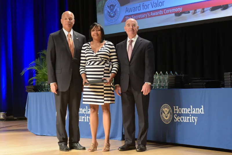 The Secretary's Exemplary Service Award 2015 - Aisha M. Jones