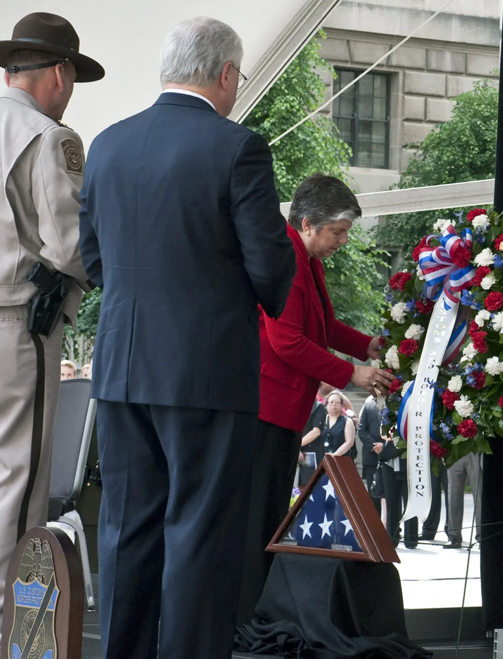 Secretary Napolitano lays a wreath during the CBP Valor Memorial and Wreath Laying Ceremony.