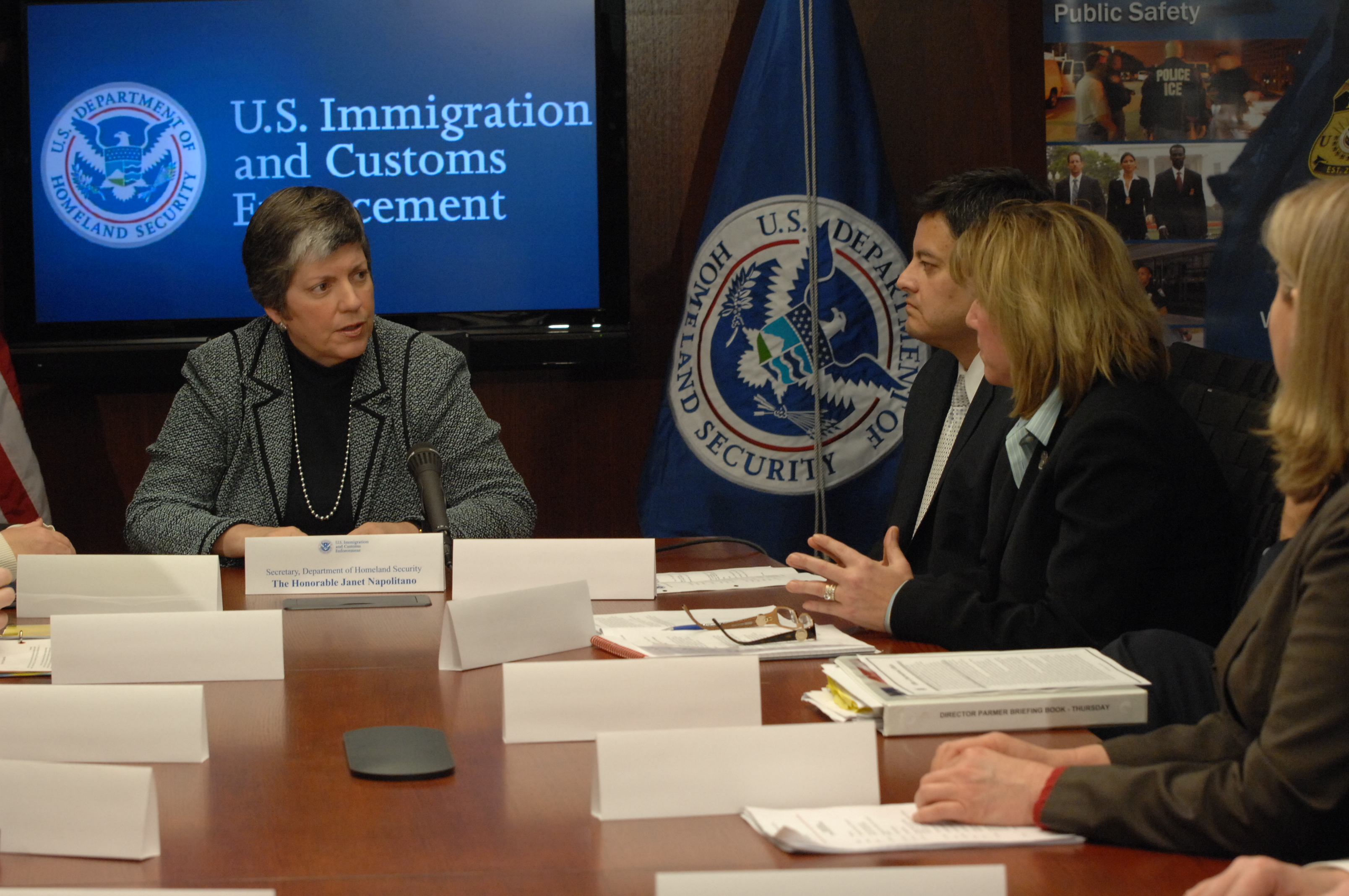 January 29, 2009 – Secretary of Homeland Security Janet Napolitano meets with senior leadership from U.S. Immigration and Customs Enforcement. Pictured are Secretary Napolitano; Acting Assistant Secretary John Torres; Marcy Forman, Director Office of Investigations; and Susan Lane, Director Office of Intelligence. (ICE Photo/Caffrey)