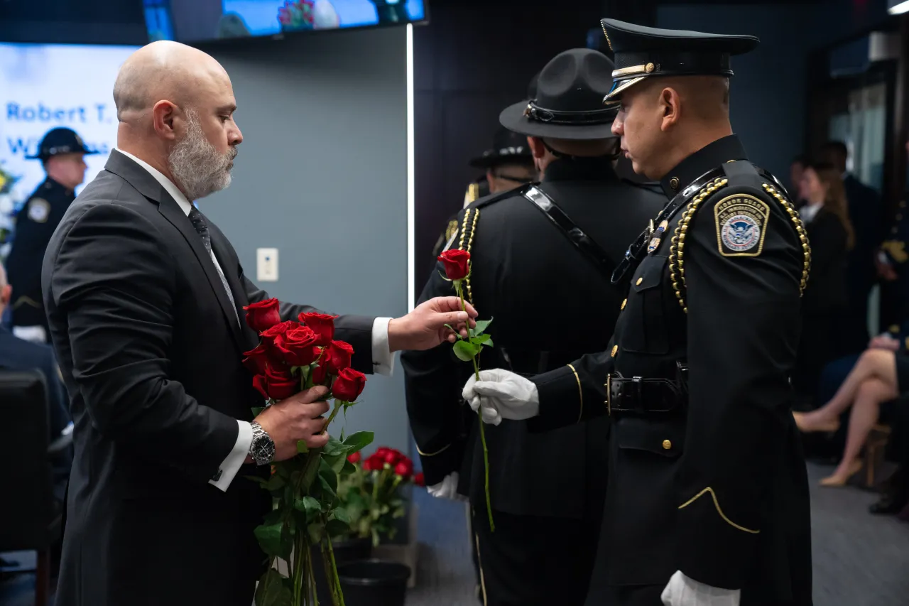 Image: DHS Secretary Alejandro Mayorkas Attends ICE Valor Memorial and Wreath Laying (016)
