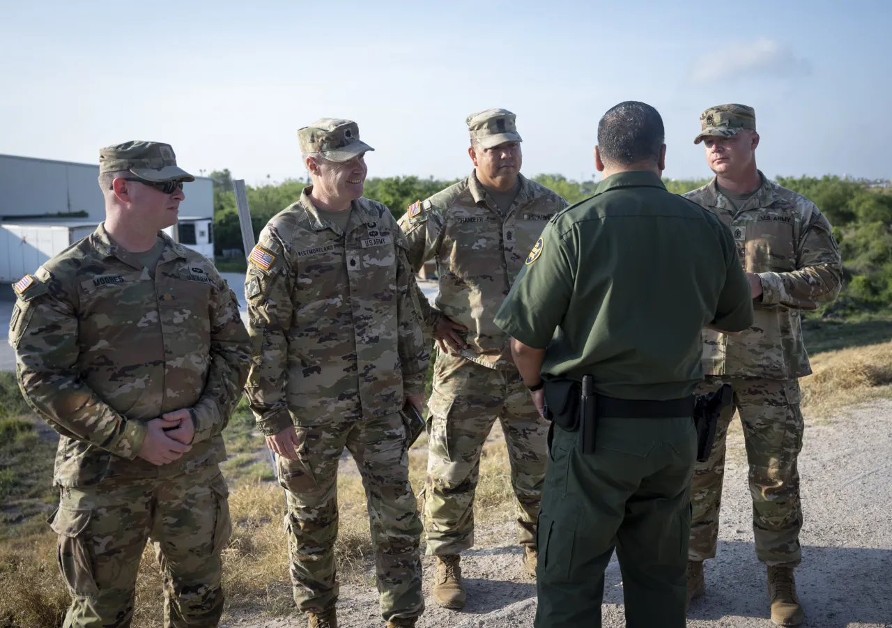 Image: DHS Secretary Alejandro Mayorkas Participates Border Tour with U.S. Border Patrol (050)