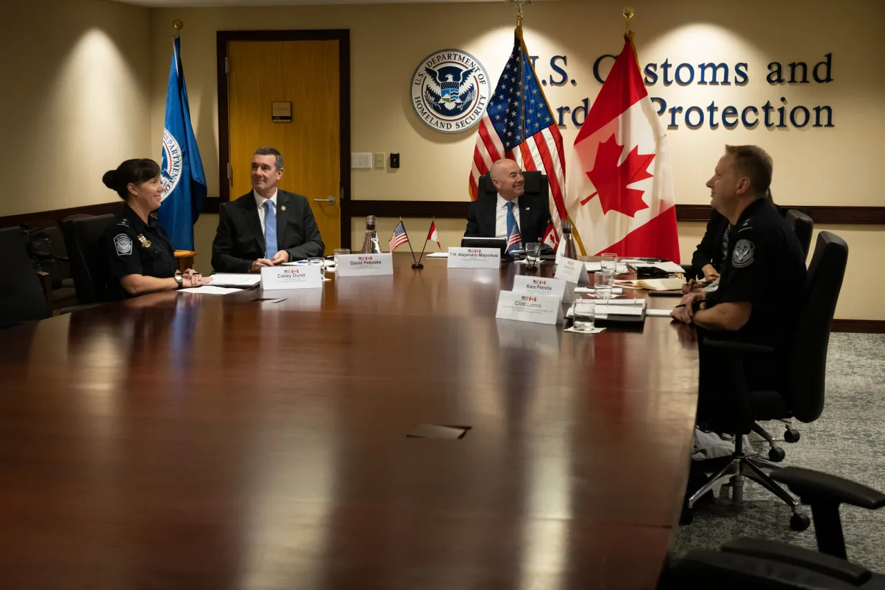 Image: DHS Secretary Alejandro Mayorkas Meets with Minister of Transport of Canada (010)