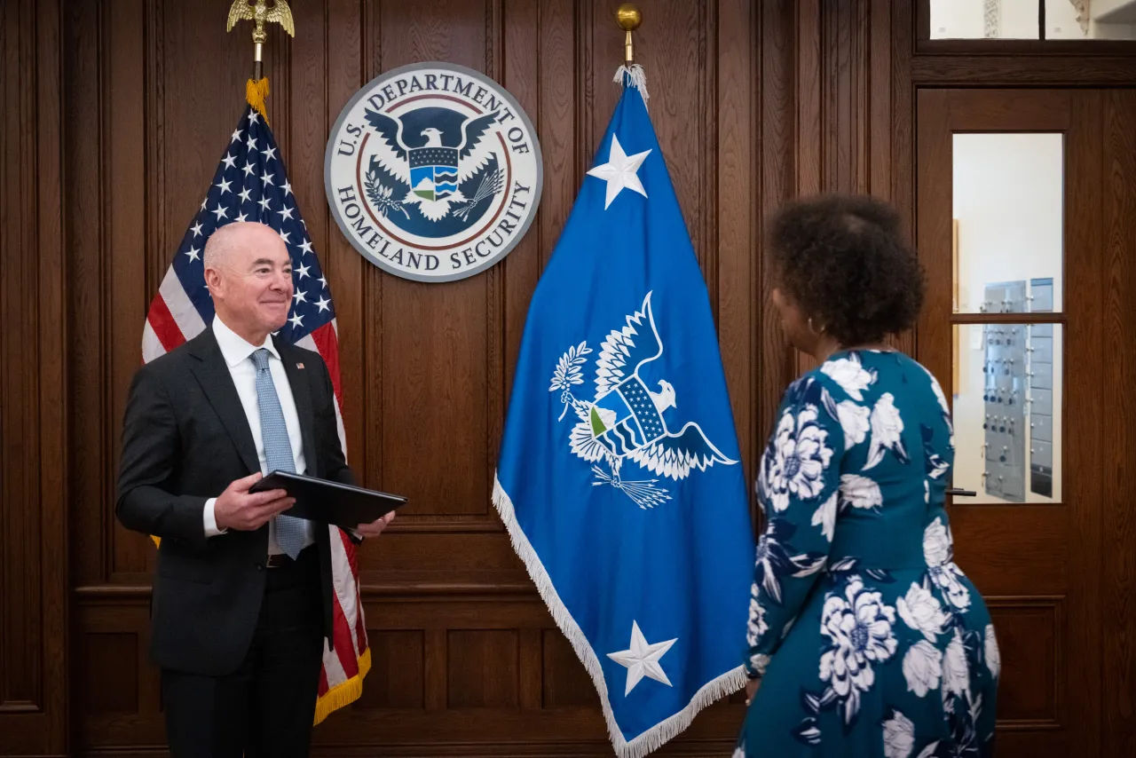 Image: DHS Secretary Alejandro Mayorkas Recognizes DHS Employees (015)