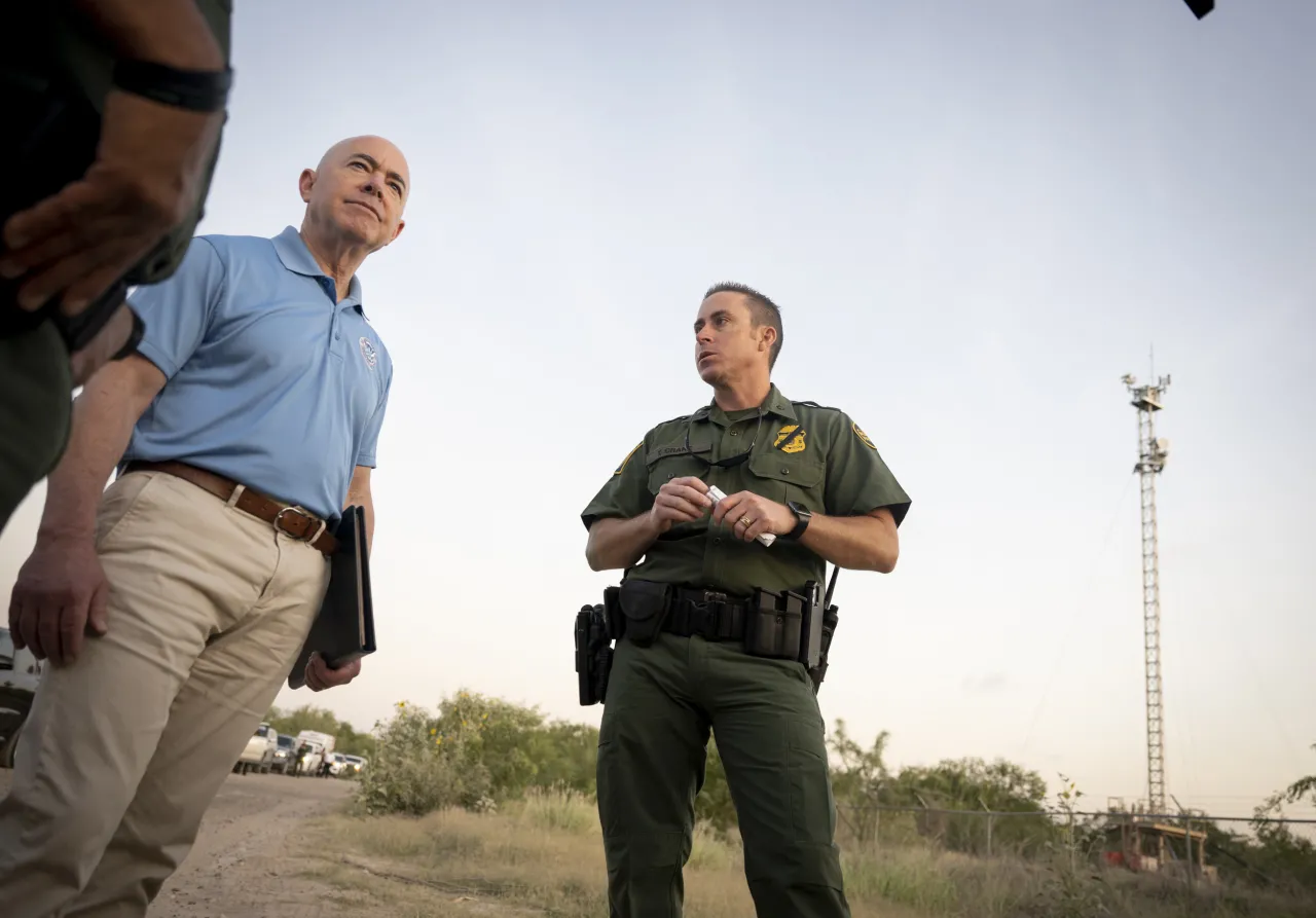Image: DHS Secretary Alejandro Mayorkas Participates Border Tour with U.S. Border Patrol (019)