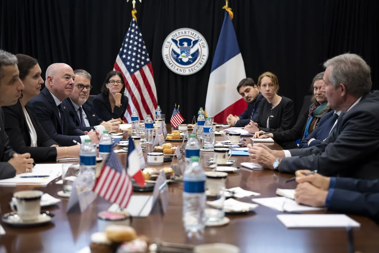 Image: DHS Secretary Alejandro Mayorkas Participates in a Bilateral Meeting with French Minister of Interior  (016)