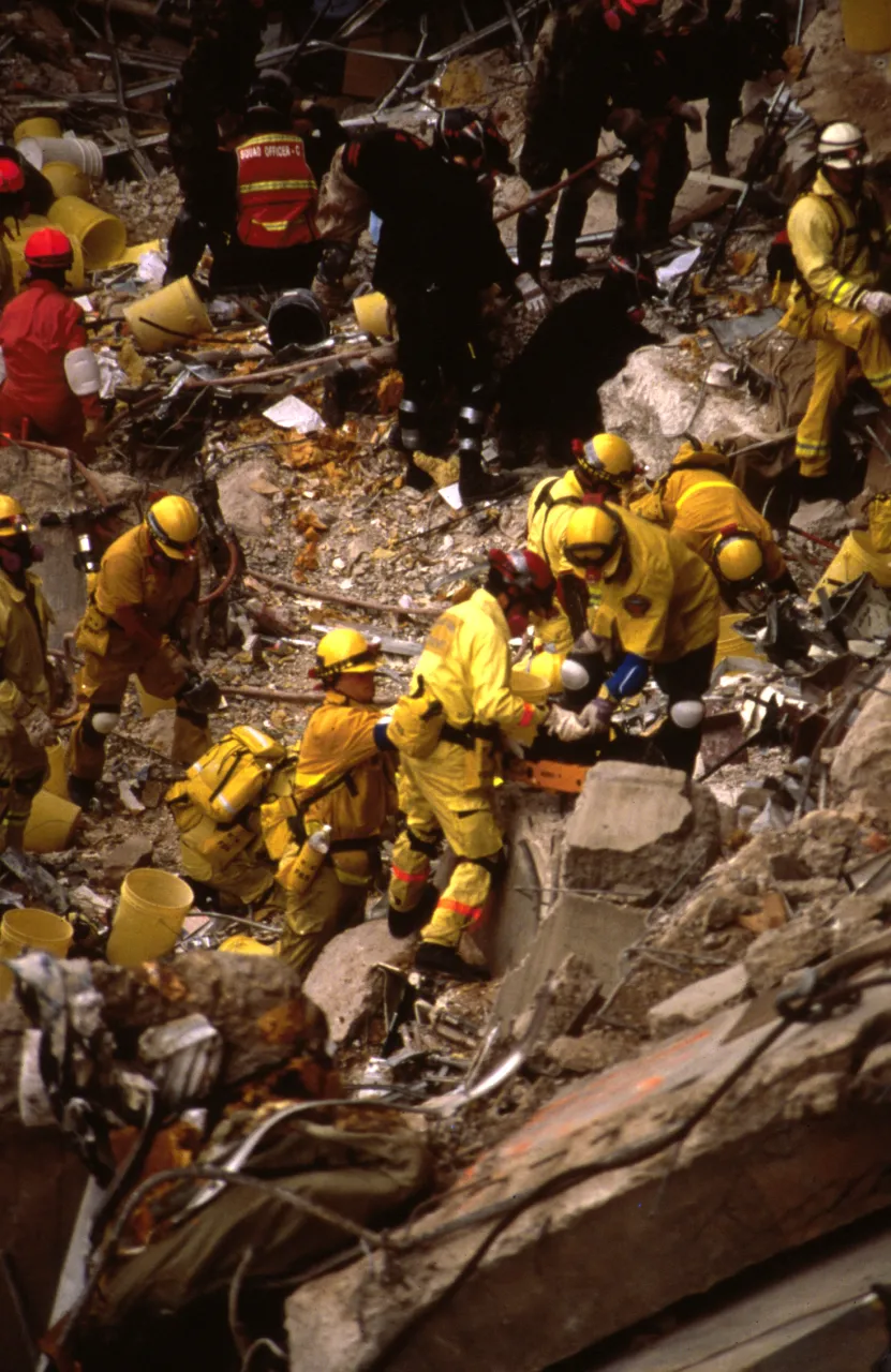 Image: Oklahoma City Bombing - Search and Rescue crews work to save those trapped beneath the debris (3)