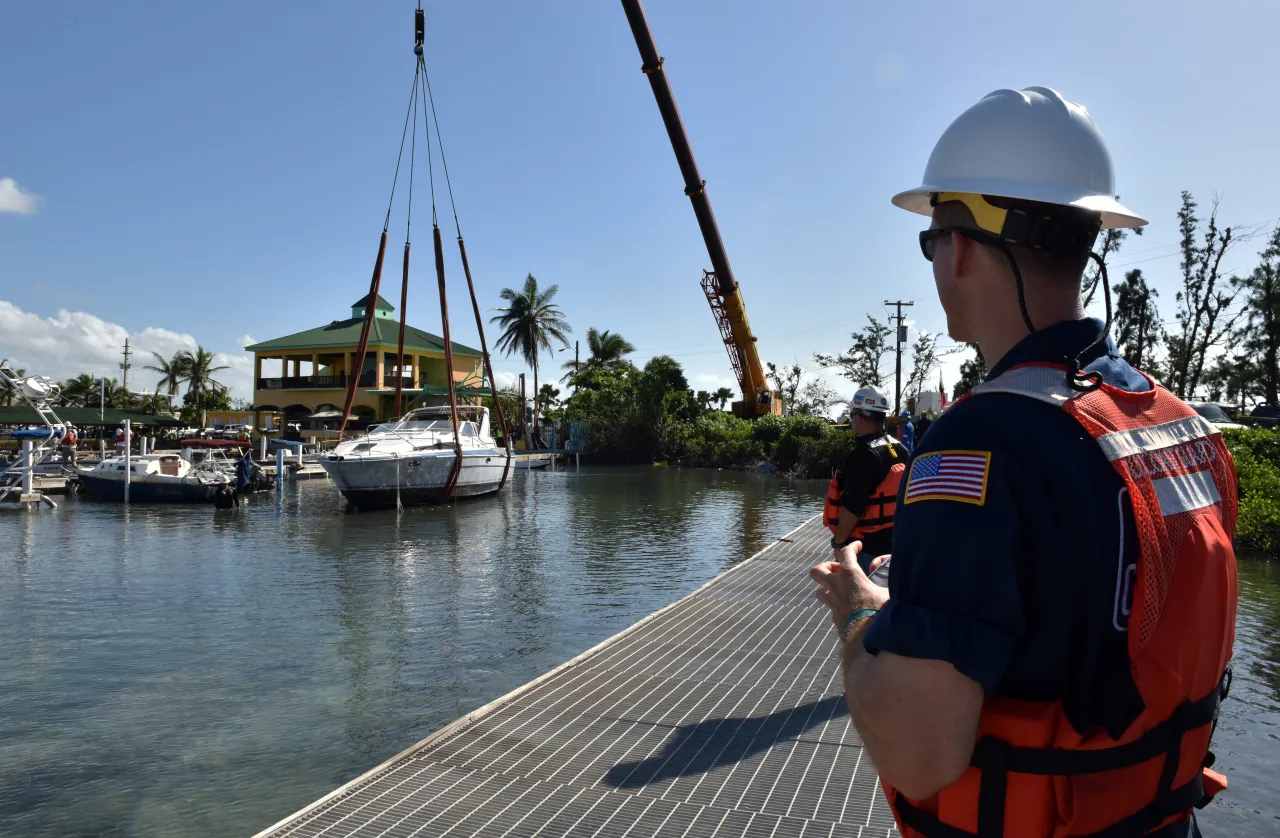 Image: Maria ESF-10 PR Unified Command responders conduct salvage operations in Ponce, Puerto Rico