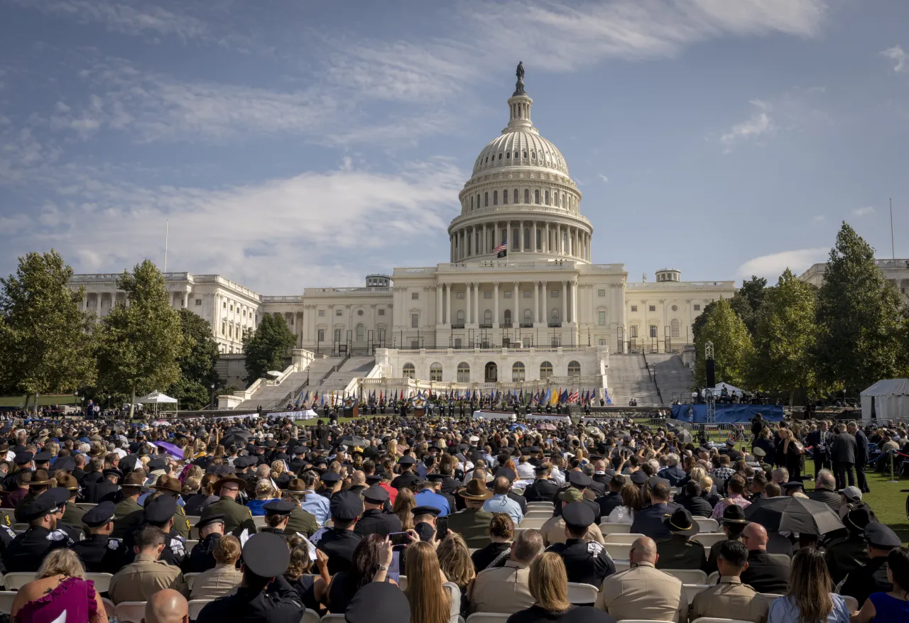 Image: People Sitting on the National Mall, Overlooking the U.S. Capitol