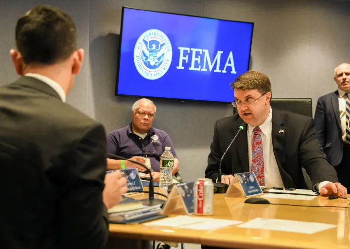 Image: Coronavirus (COVID-19) Briefing at FEMA (2)