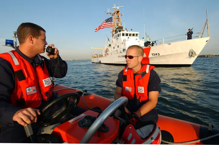 Image: Coast Guard Crews Patrol New York Harbor