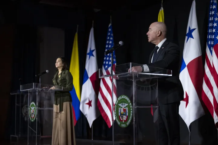 Image: DHS Secretary Alejandro Mayorkas Participates in a Joint Press Conference with the Minister of Foreign Affairs of Panama, Janaina Tewaney  (060)