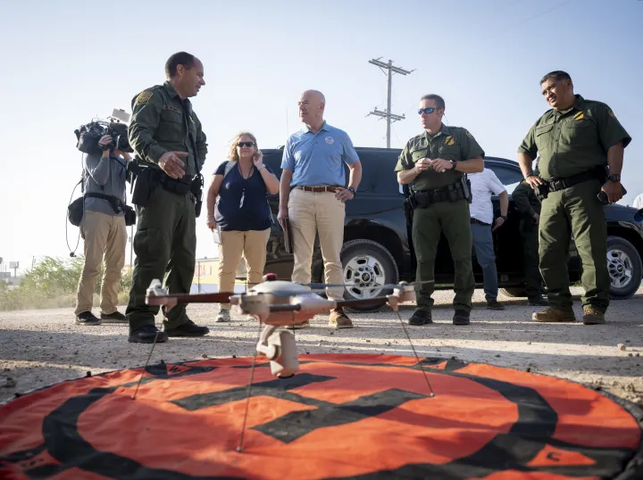 Image: DHS Secretary Alejandro Mayorkas Participates Border Tour with U.S. Border Patrol (054)