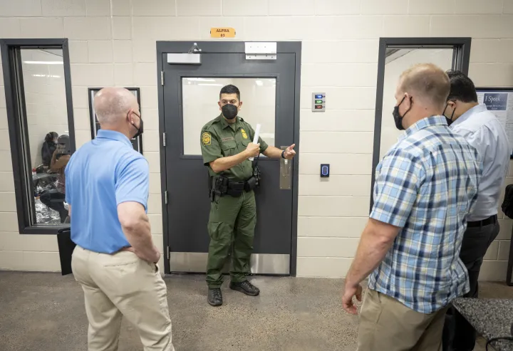 Image: DHS Secretary Alejandro Mayorkas Tours Ursula Processing Center (013)