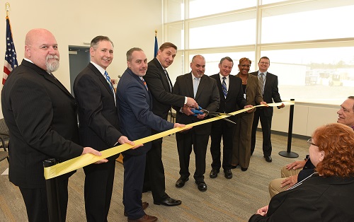 S&T and TSL leaders cut the ribbon on the new TSL lab.