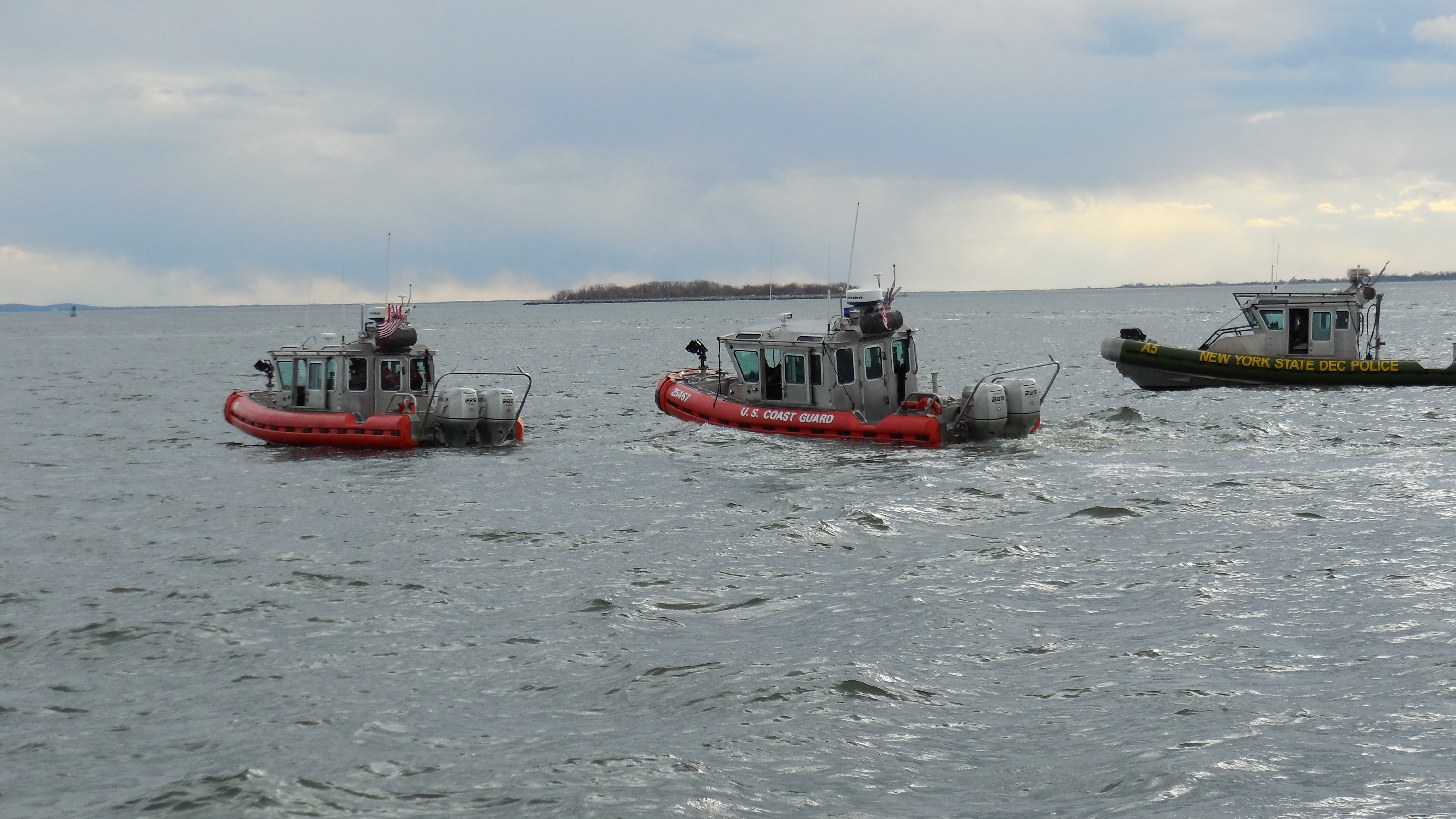 DNDO and USCG Sector New York coordianted with law enforcement and first responders on this exercise.