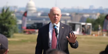 Caption: <p>DHS Secretary Mayorkas Calls for Expansion of C-UAS Authorities during the C-UAS demonstration day at DHS Headquarters.</p>