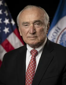 Mr. William Bratton (HSAC Co-Chair) is the Executive Chairman of Teneo Risk, where he advises clients on risk identification, prevention, and response. He is one of the world’s most respected and trusted experts on risk and security issues. During a 46-year career in law enforcement, he instituted progressive change while leading six police departments, including seven years as Chief of the Los Angeles Police Department and two nonconsecutive terms as the Police Commissioner of the City of New York. He is t