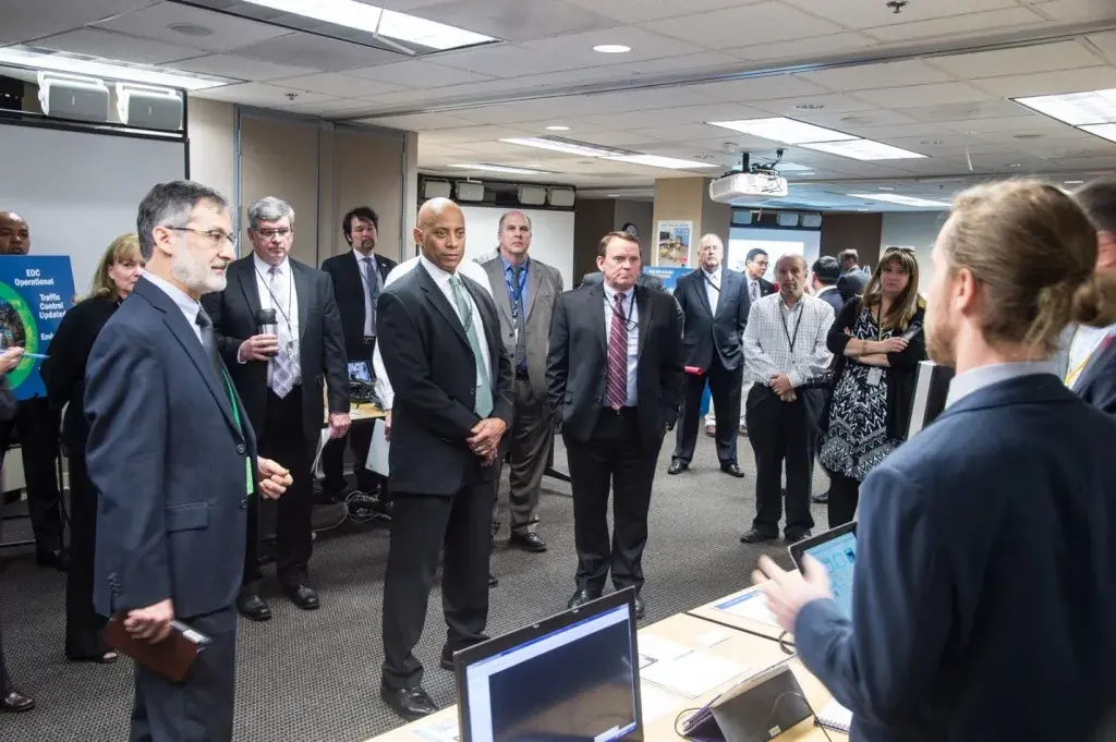 FRG’s IoT pilot phase I demonstration took place in January, 2016 with the participation of S&T senior leadership. 